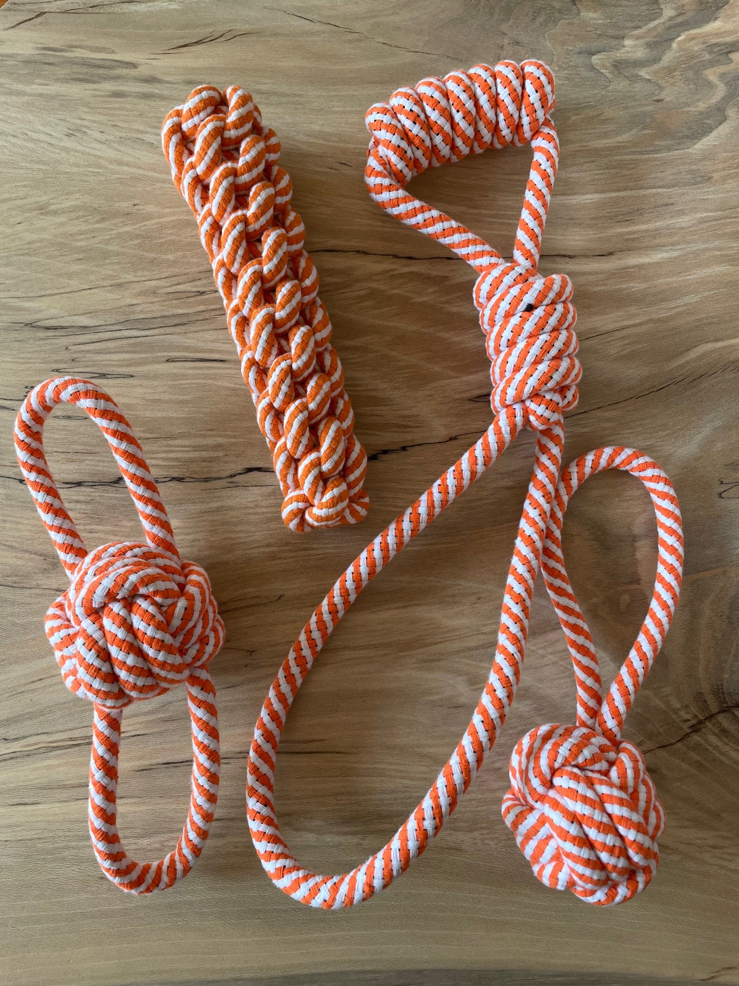 The modern pet company - Clark Rope Toy