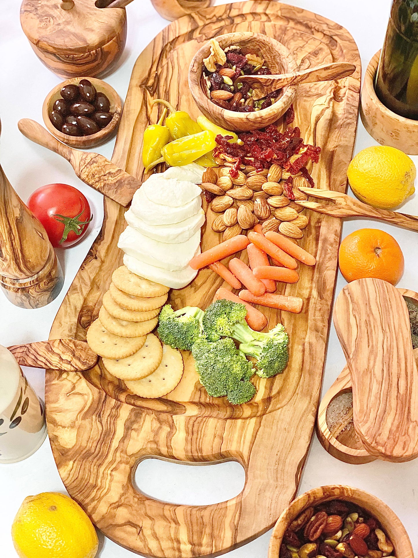 Natural OliveWood - Olive Wood Charcuterie Board