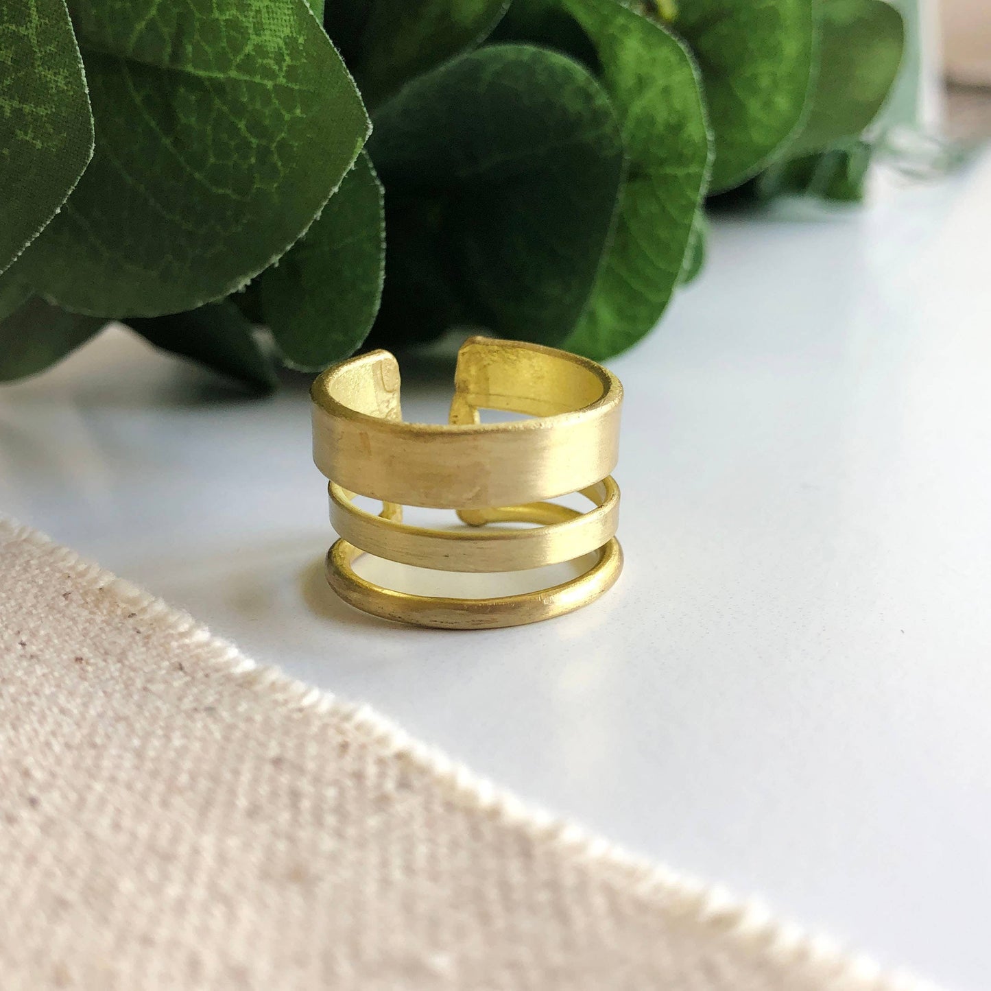 WorldFinds - Evolving Layers Ring - Gold